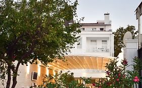 Büyükada Port Hotel